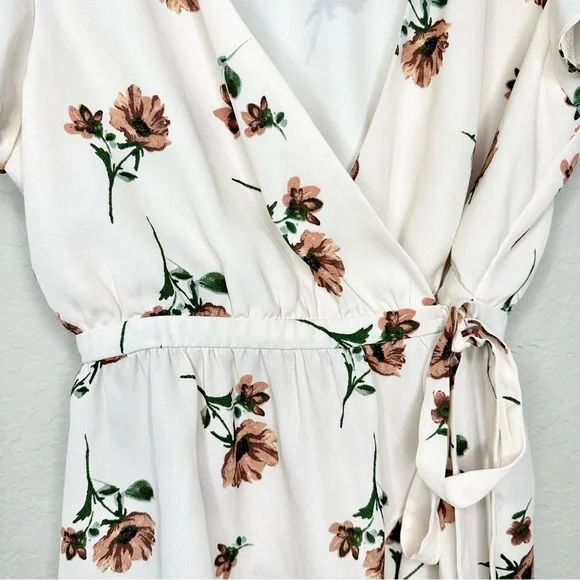 June and Hudson Foral Wrap Top - Picture 7 of 13